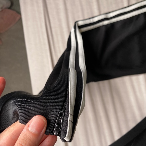 ADIDAS TRACKPANTS - Picture 5 of 8